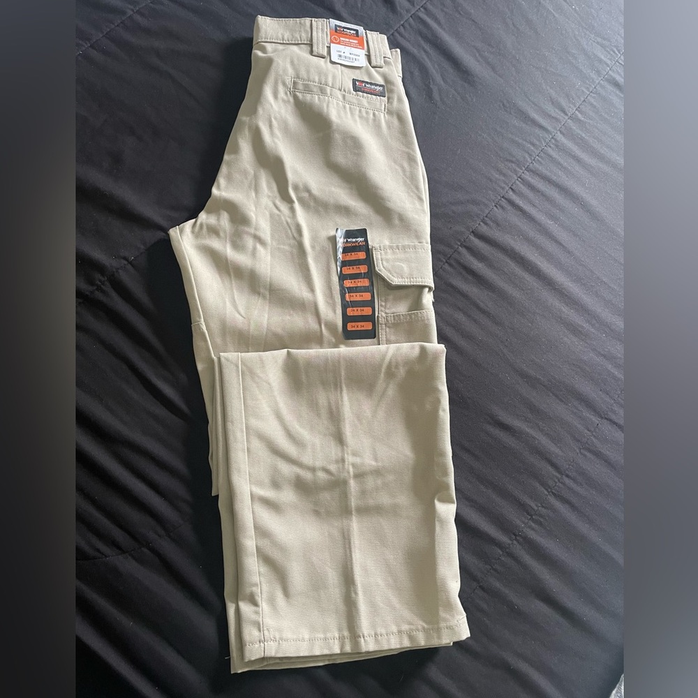 Wrangler workwear pants. 34x34